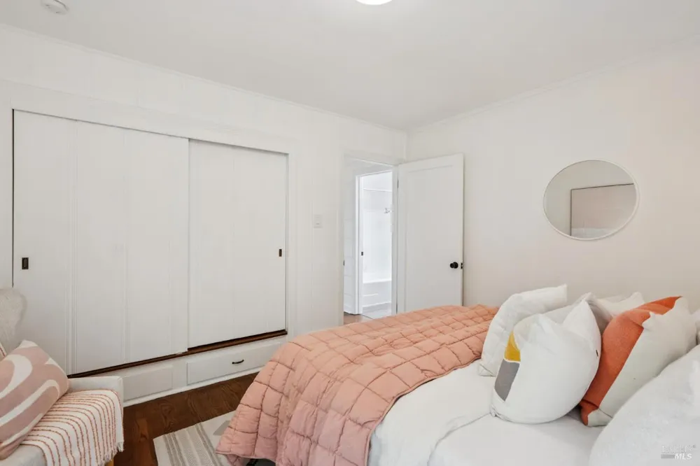 1125 Meadowcrest Drive Corte Madera, CA 94925