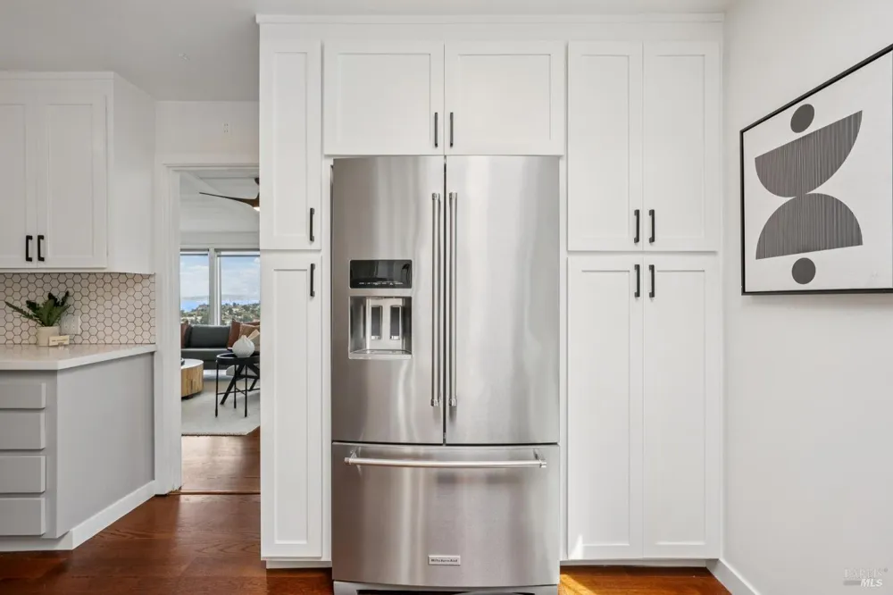1125 Meadowcrest Drive Corte Madera, CA 94925
