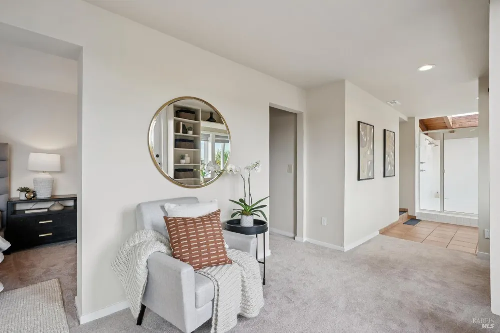 1125 Meadowcrest Drive Corte Madera, CA 94925