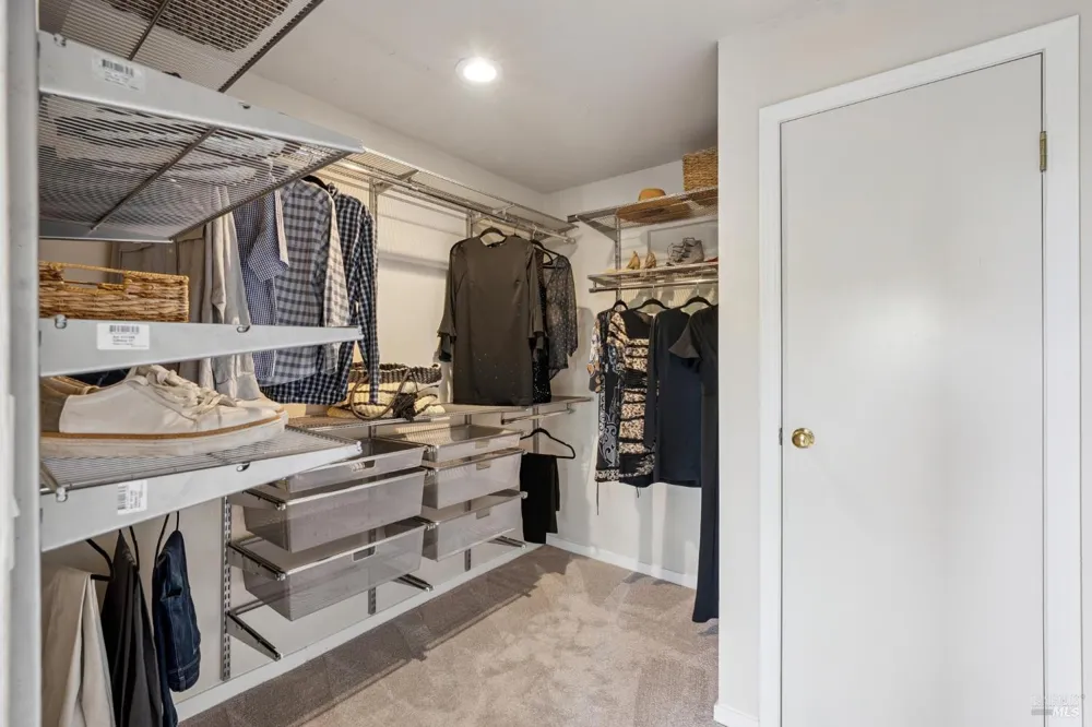 1125 Meadowcrest Drive Corte Madera, CA 94925
