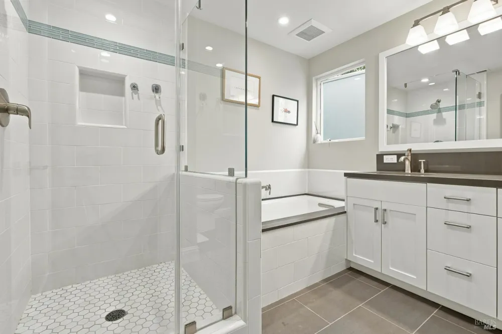112 Glen Drive Sausalito, CA 94965