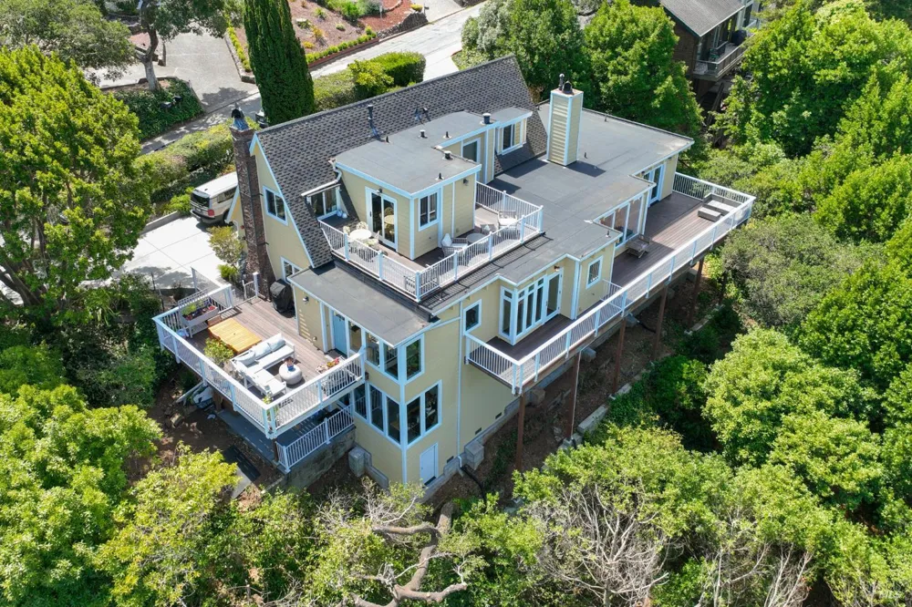 112 Glen Drive Sausalito, CA 94965