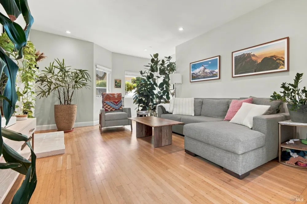 112 Glen Drive Sausalito, CA 94965