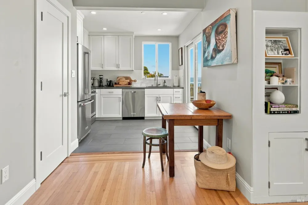 112 Glen Drive Sausalito, CA 94965