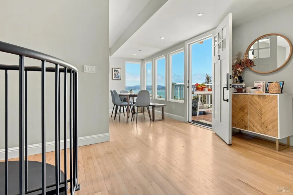 112 Glen Drive Sausalito, CA 94965