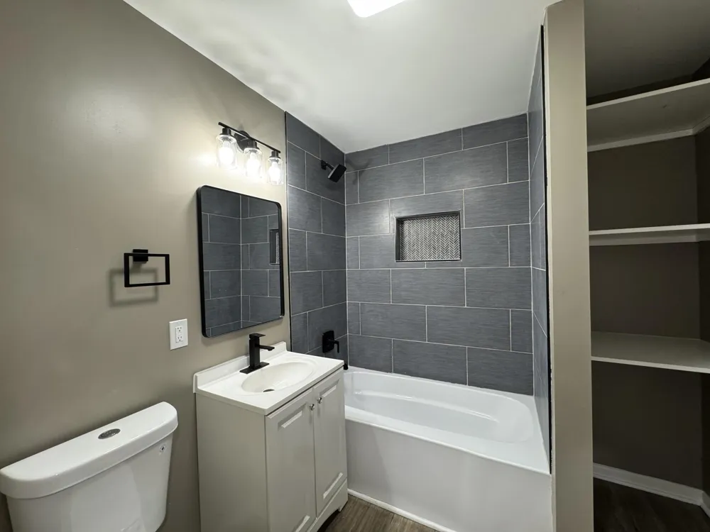 1724 Lake Avenue Whiting, IN 46394