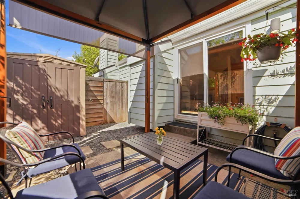 178 Courtyards E Windsor, CA 95492