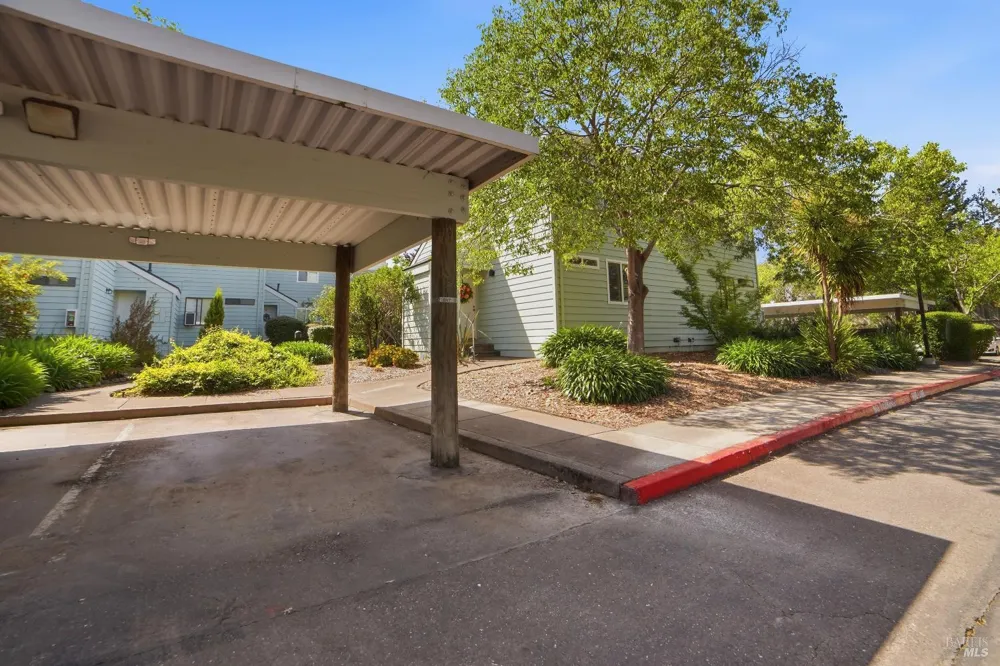 178 Courtyards E Windsor, CA 95492