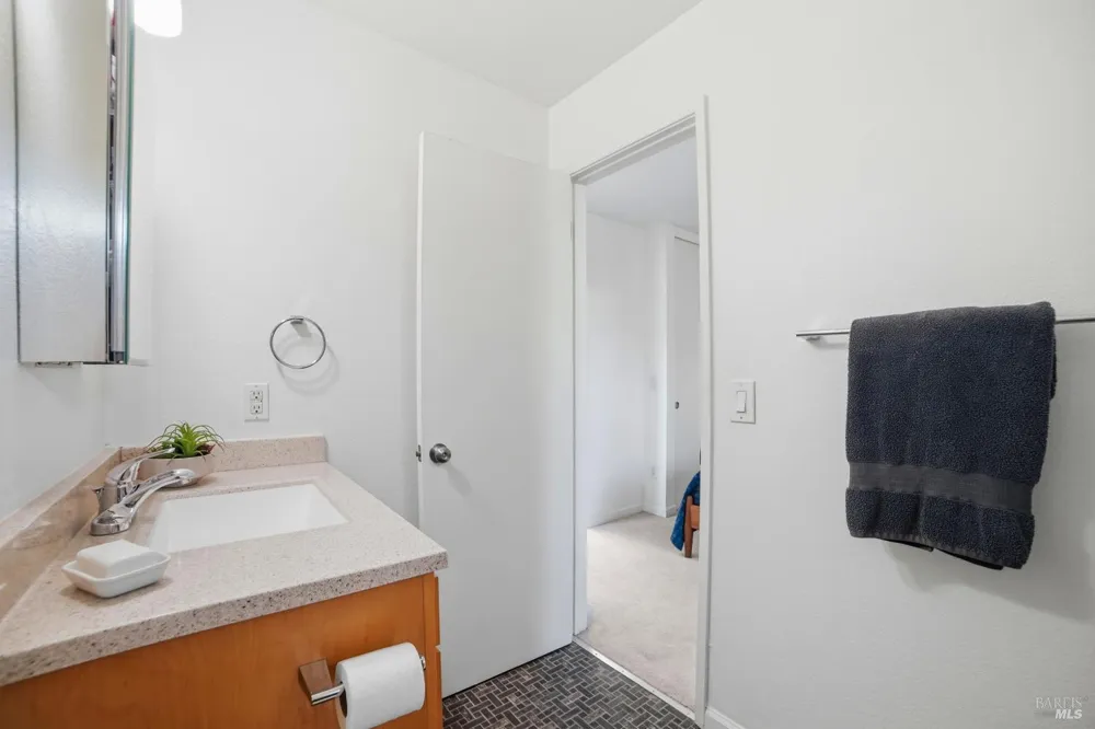 178 Courtyards E Windsor, CA 95492
