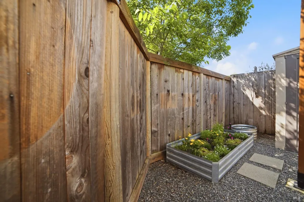 178 Courtyards E Windsor, CA 95492