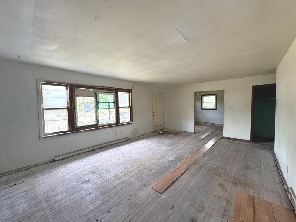 6657 Old Porter Road Portage, IN 46368