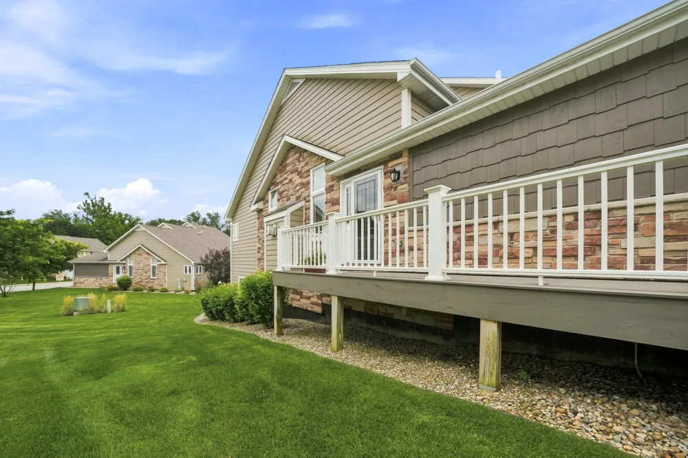 2315 Legend Circle Chesterton, IN 46304