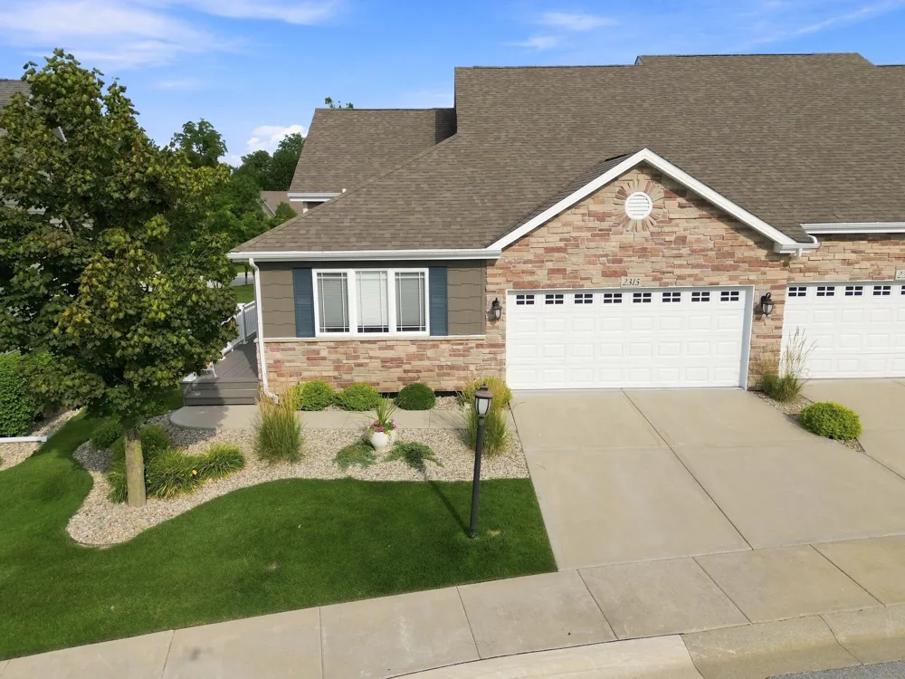 2315 Legend Circle Chesterton, IN 46304