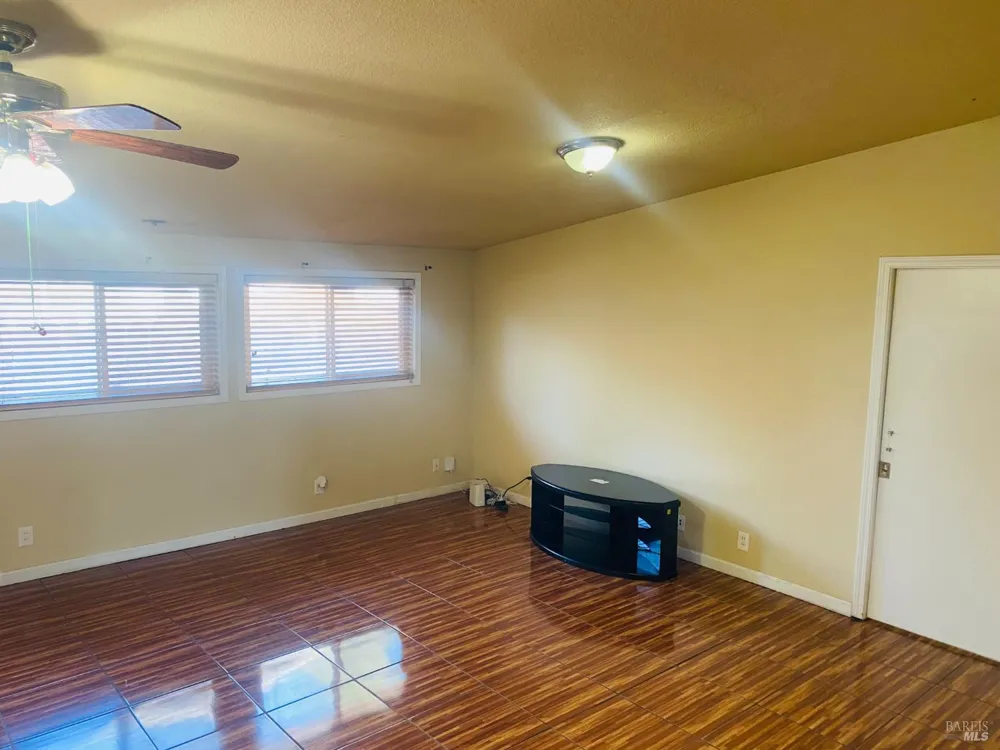 118 Empire Place Fairfield, CA 94533