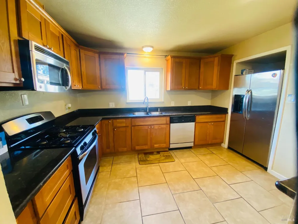 118 Empire Place Fairfield, CA 94533