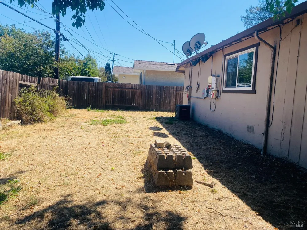 118 Empire Place Fairfield, CA 94533