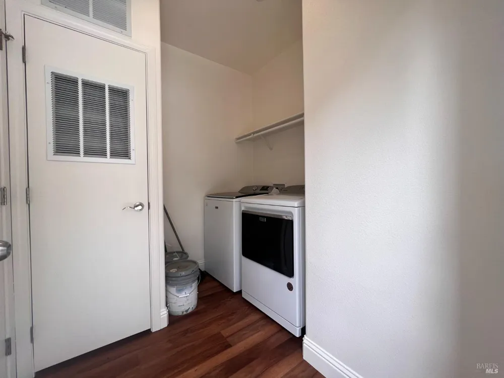 6274 Van Keppel Road Forestville, CA 95436