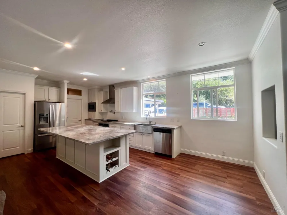 6274 Van Keppel Road Forestville, CA 95436