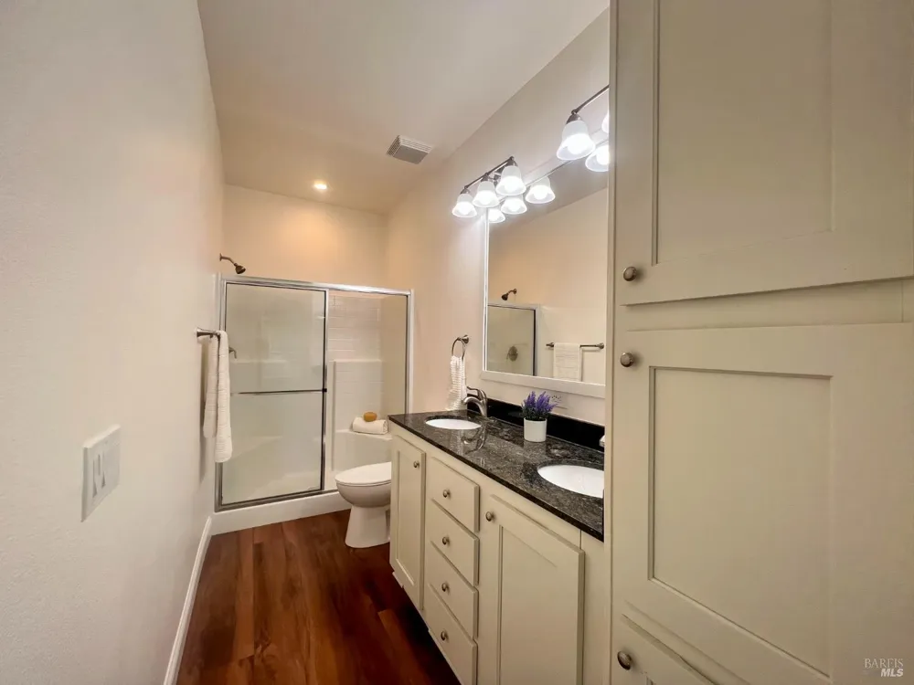 6274 Van Keppel Road Forestville, CA 95436