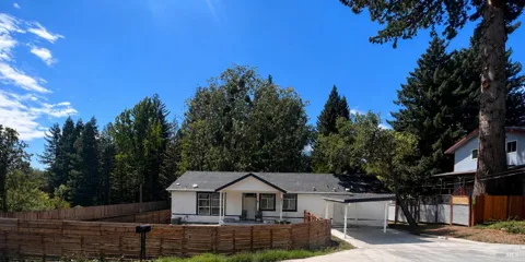 6274 Van Keppel Road