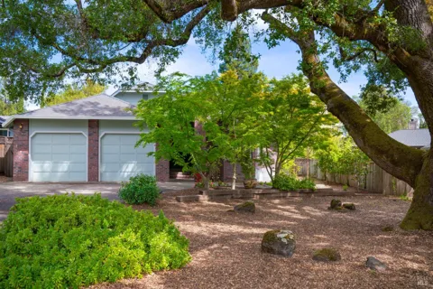 424 Greens Drive