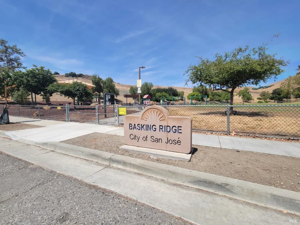 402 Chelsea Xing San Jose, CA 95138