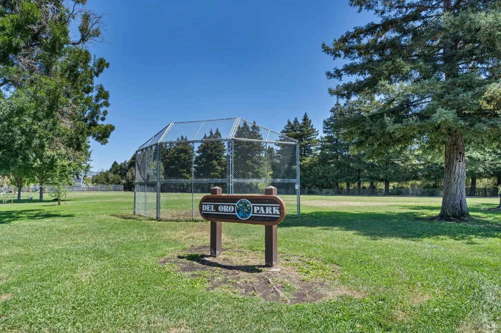 152 Rancho Bonito Circle Petaluma, CA 94954