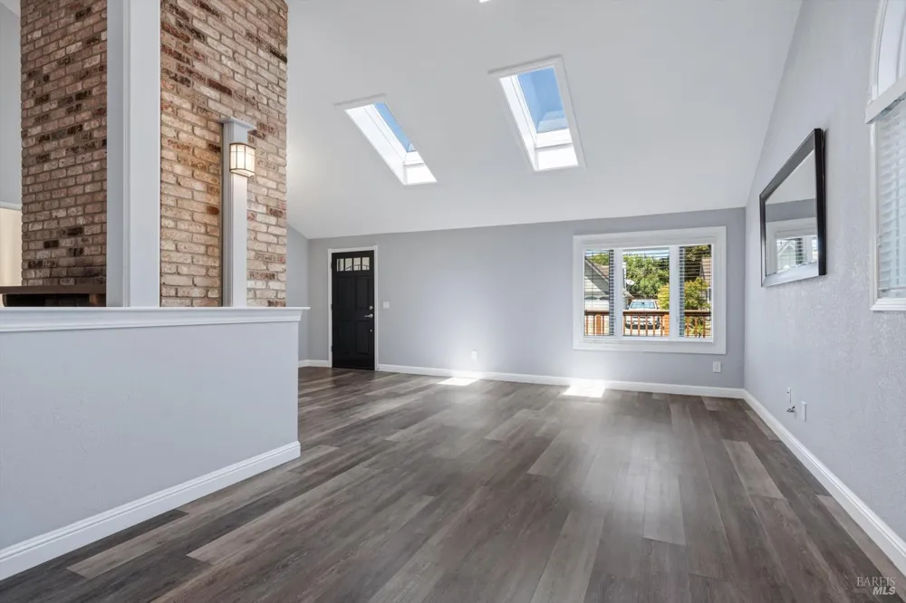 152 Rancho Bonito Circle Petaluma, CA 94954