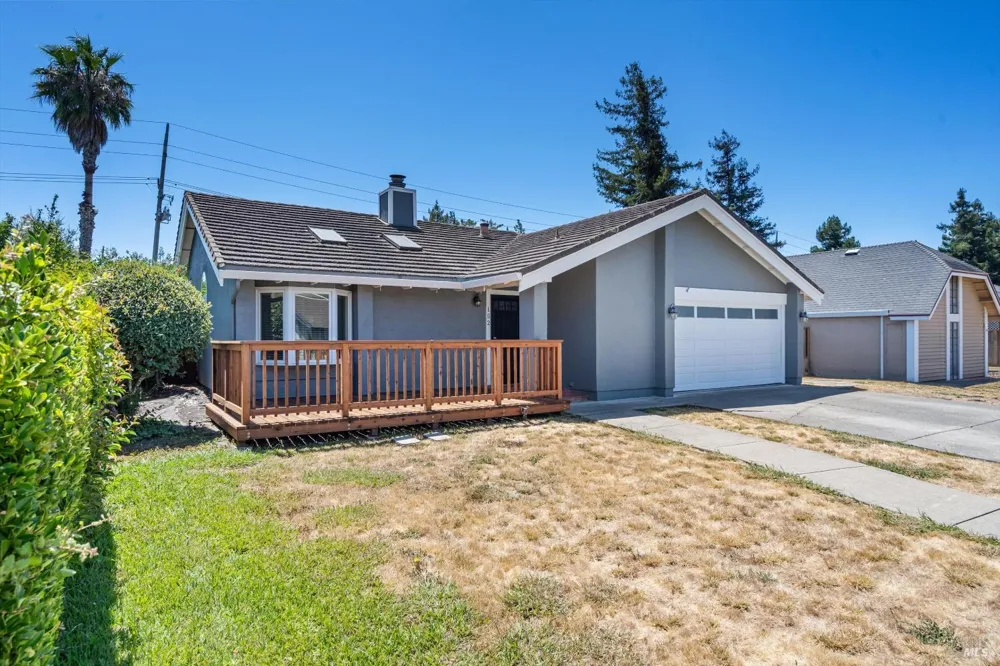 152 Rancho Bonito Circle Petaluma, CA 94954