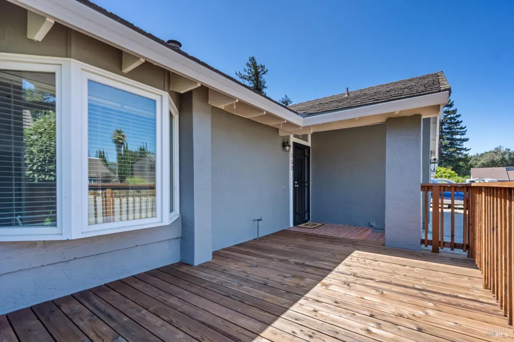 152 Rancho Bonito Circle Petaluma, CA 94954