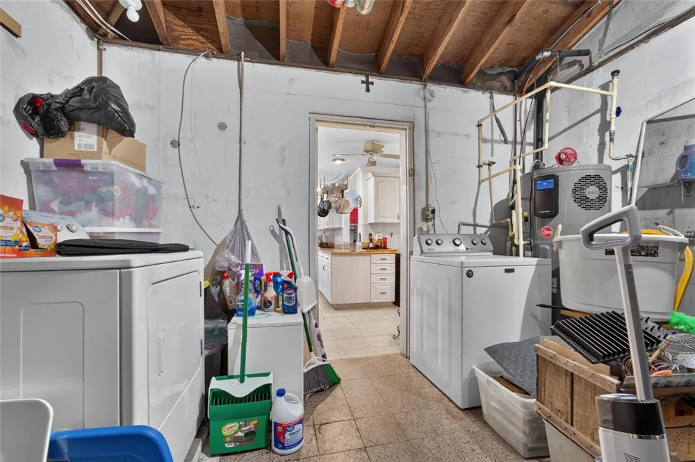 5825 20TH AVENUE S Gulfport, FL 33707