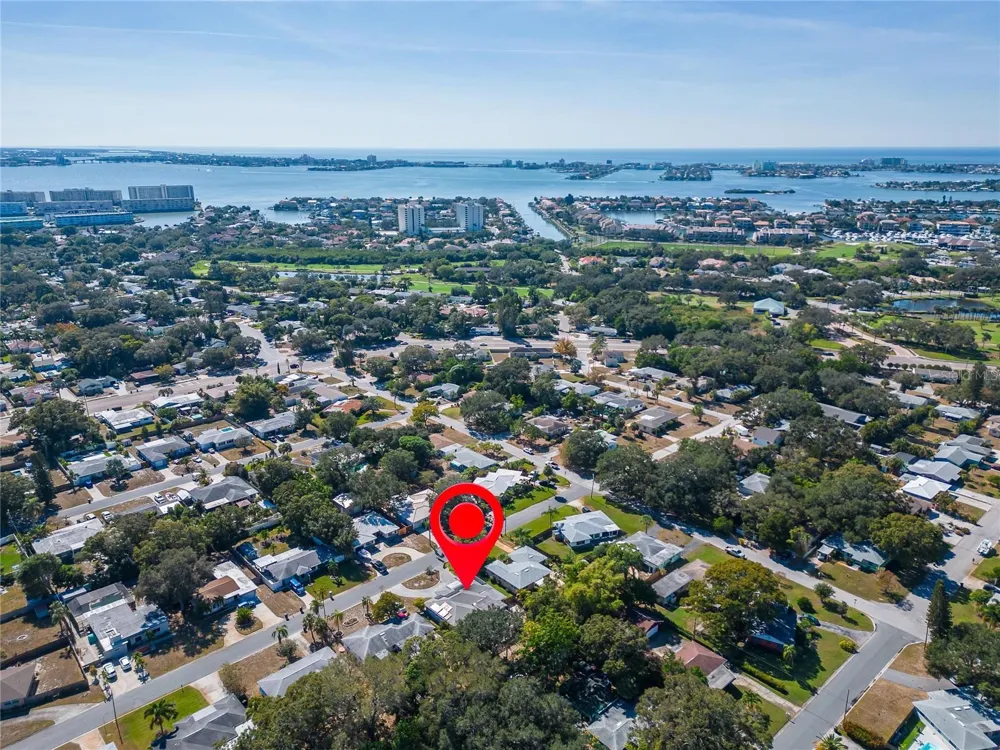 5825 20TH AVENUE S Gulfport, FL 33707