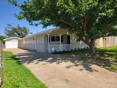 402 MISSISSIPPI STREET