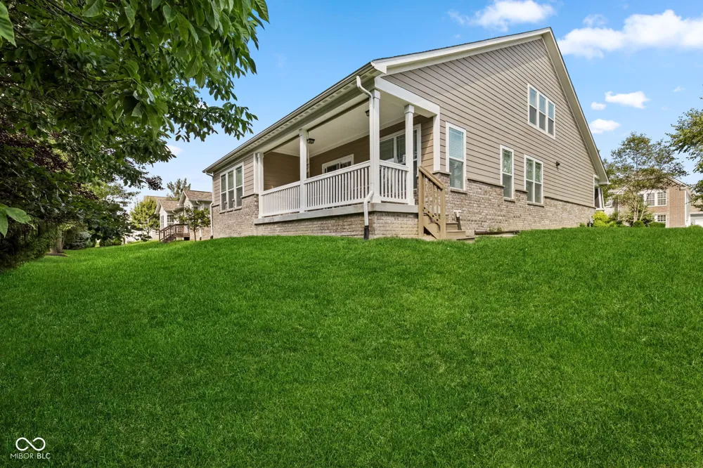 13996 Finnhorse Drive Carmel, IN 46032