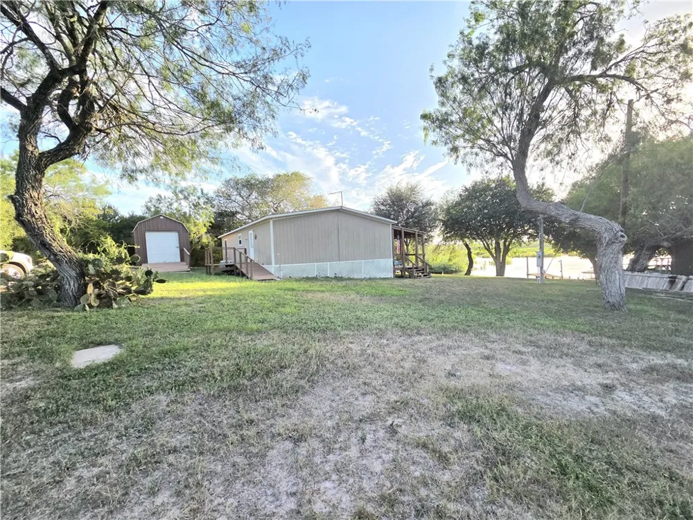 118 Minson Drive Sandia, TX 78383
