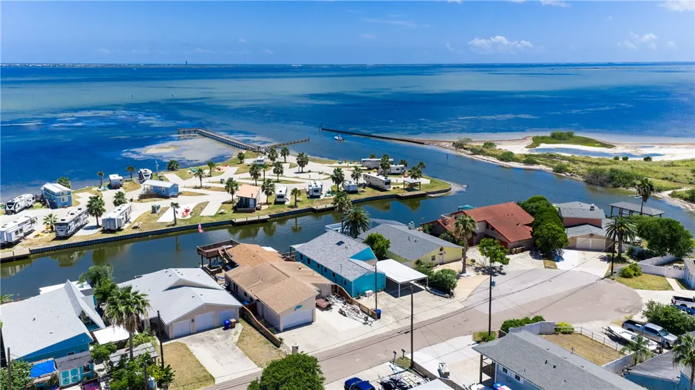 3229 Nassau Drive Corpus Christi, TX 78418