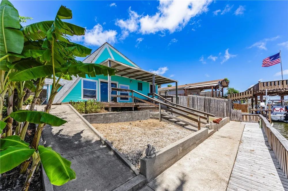 3229 Nassau Drive Corpus Christi, TX 78418