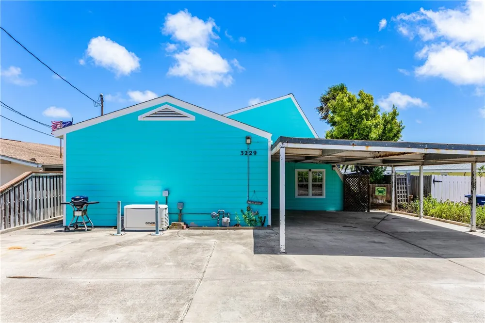 3229 Nassau Drive Corpus Christi, TX 78418