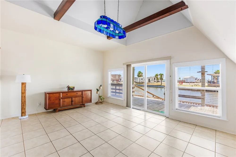 3229 Nassau Drive Corpus Christi, TX 78418