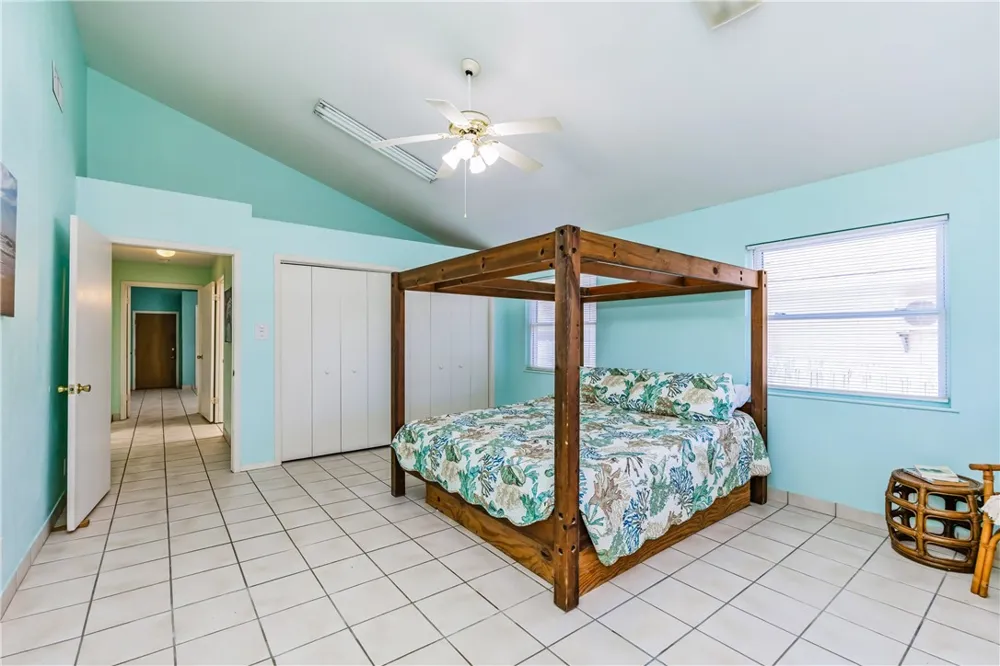 3229 Nassau Drive Corpus Christi, TX 78418