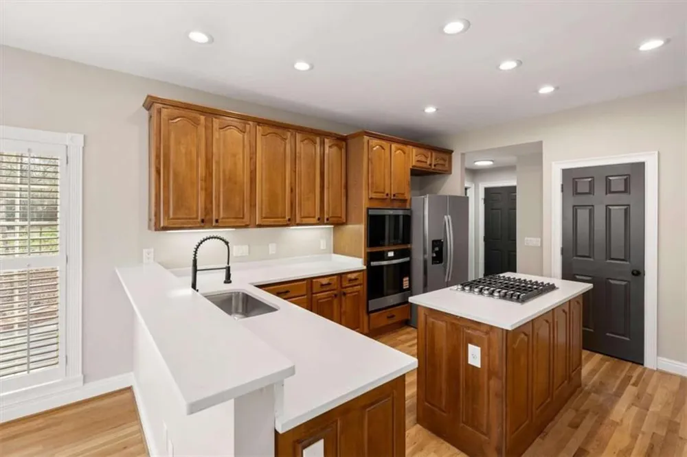 304 Pinehurst Way Carrollton, GA 30116