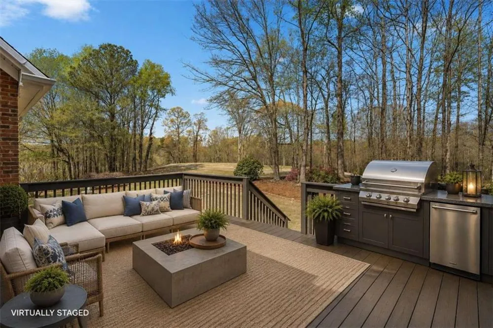 304 Pinehurst Way Carrollton, GA 30116