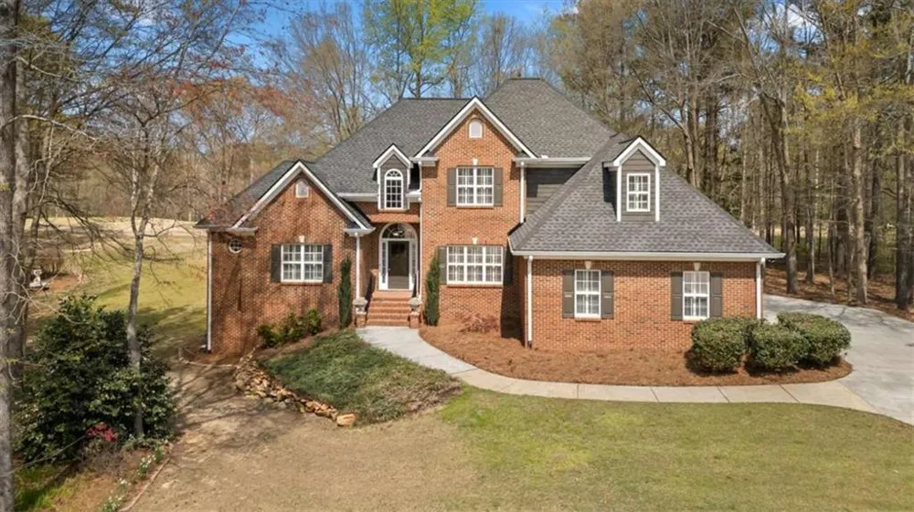 304 Pinehurst Way Carrollton, GA 30116