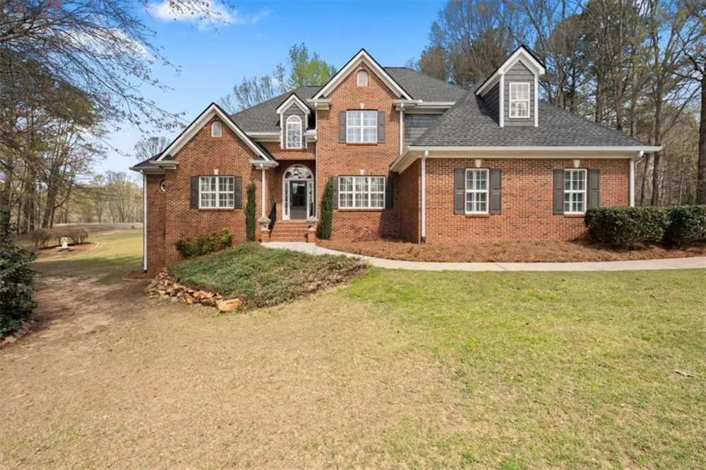 304 Pinehurst Way Carrollton, GA 30116