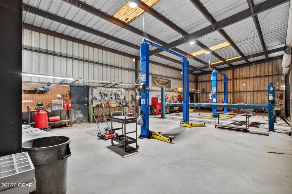 606 W Highway 90 Bonifay, FL 32425