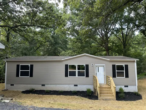 29 West Drive