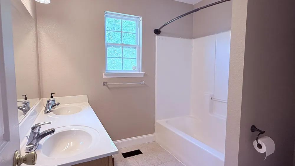 130 Glenn Wade Drive Rossville, GA 30741