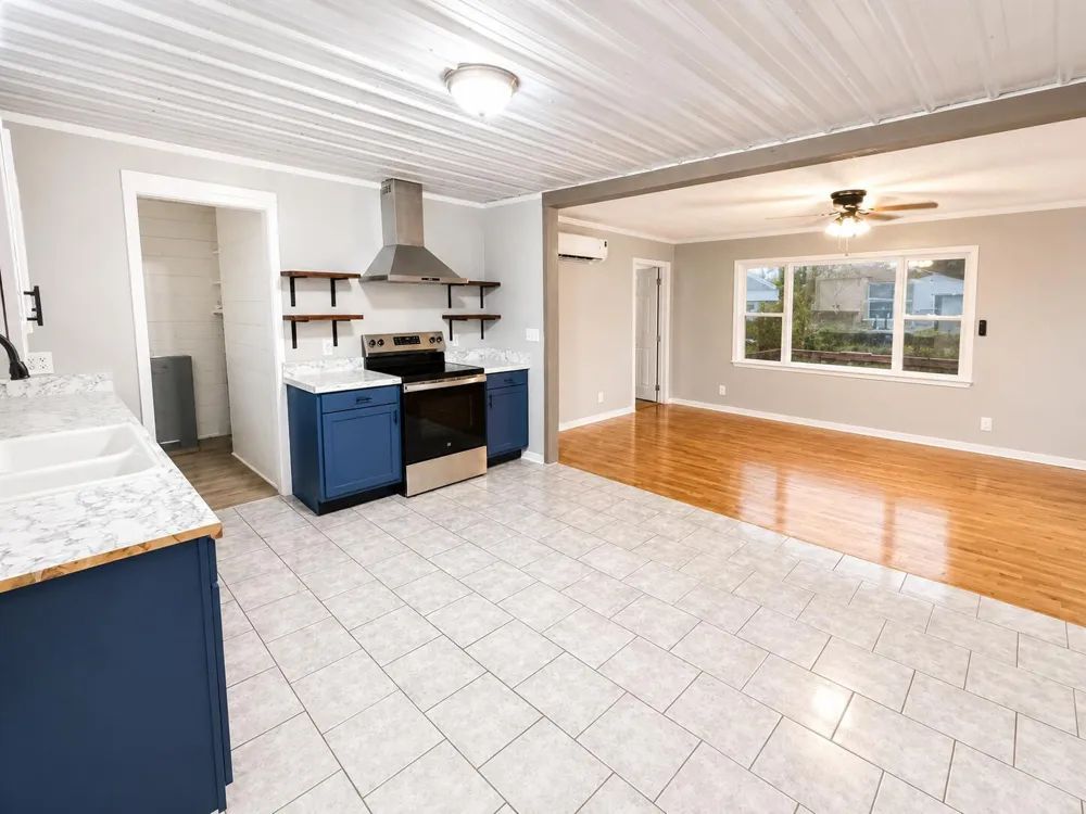 56 W Penn Street Trion, GA 30753