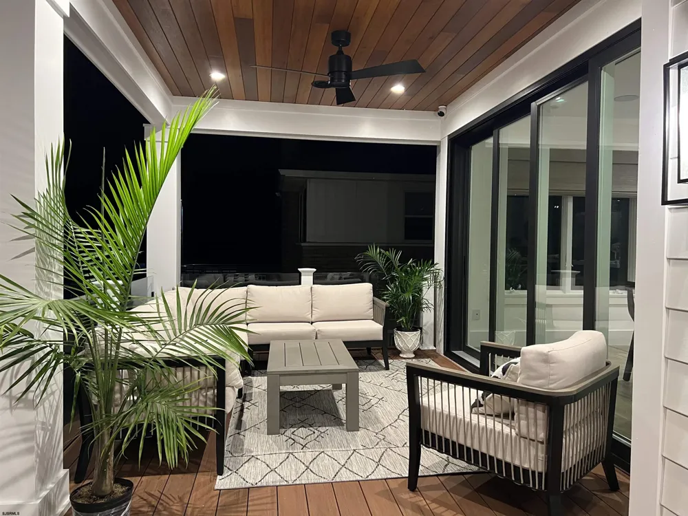 108 S Martindale Ave Ventnor, NJ 08406
