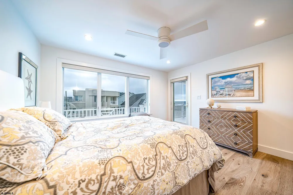 108 S Martindale Ave Ventnor, NJ 08406